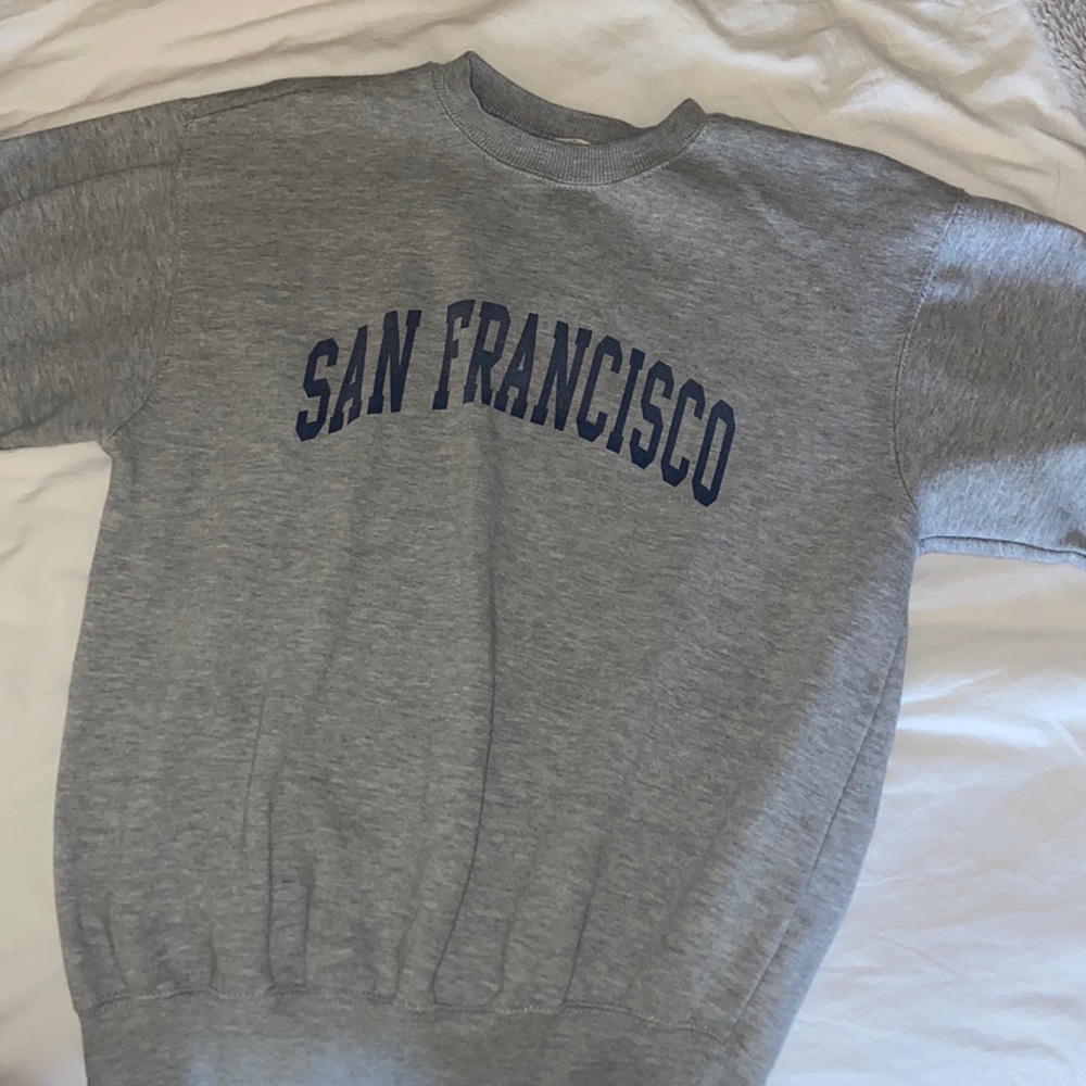 Brandy Melville Grey ‘San Francisco’ long sleeve